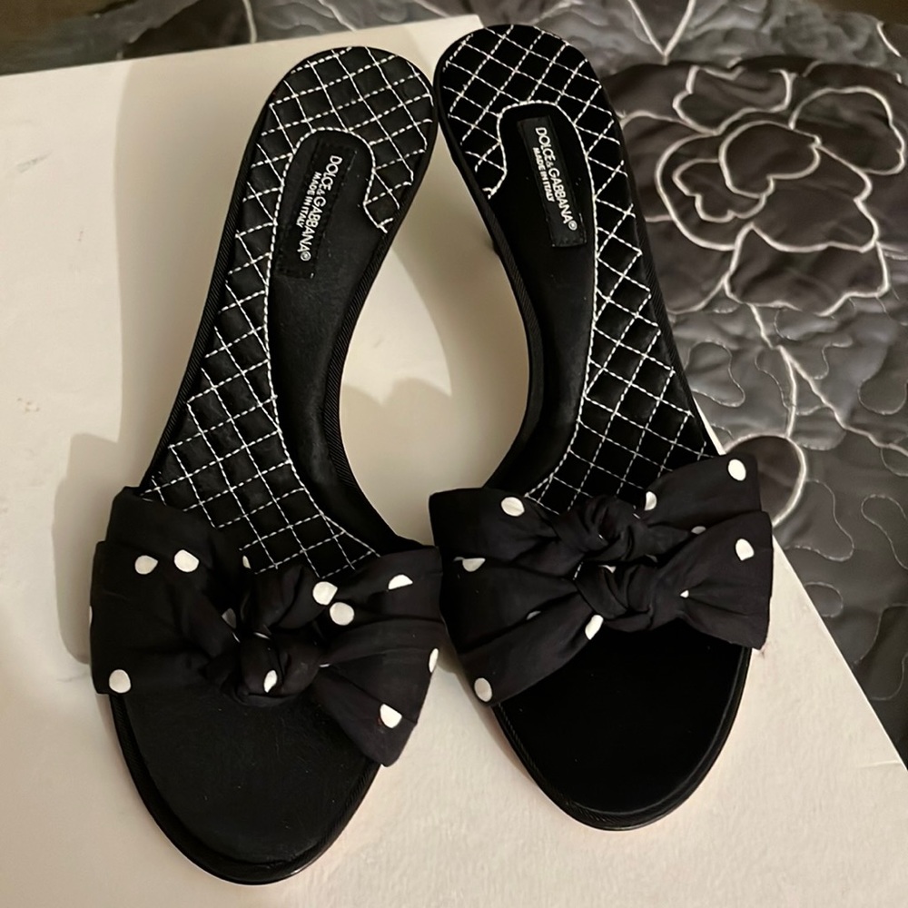 Dolce Gabbana kitten heel mules 36.5
